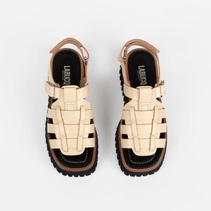 Labucq Boomer Cream Sandals in Size EU 35